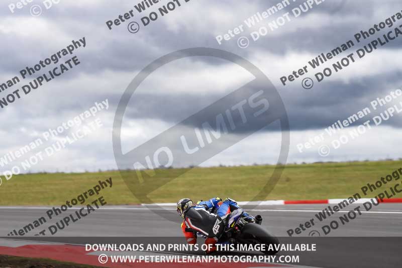 cadwell no limits trackday;cadwell park;cadwell park photographs;cadwell trackday photographs;enduro digital images;event digital images;eventdigitalimages;navarra;no limits trackdays;peter wileman photography;racing digital images;trackday digital images;trackday photos